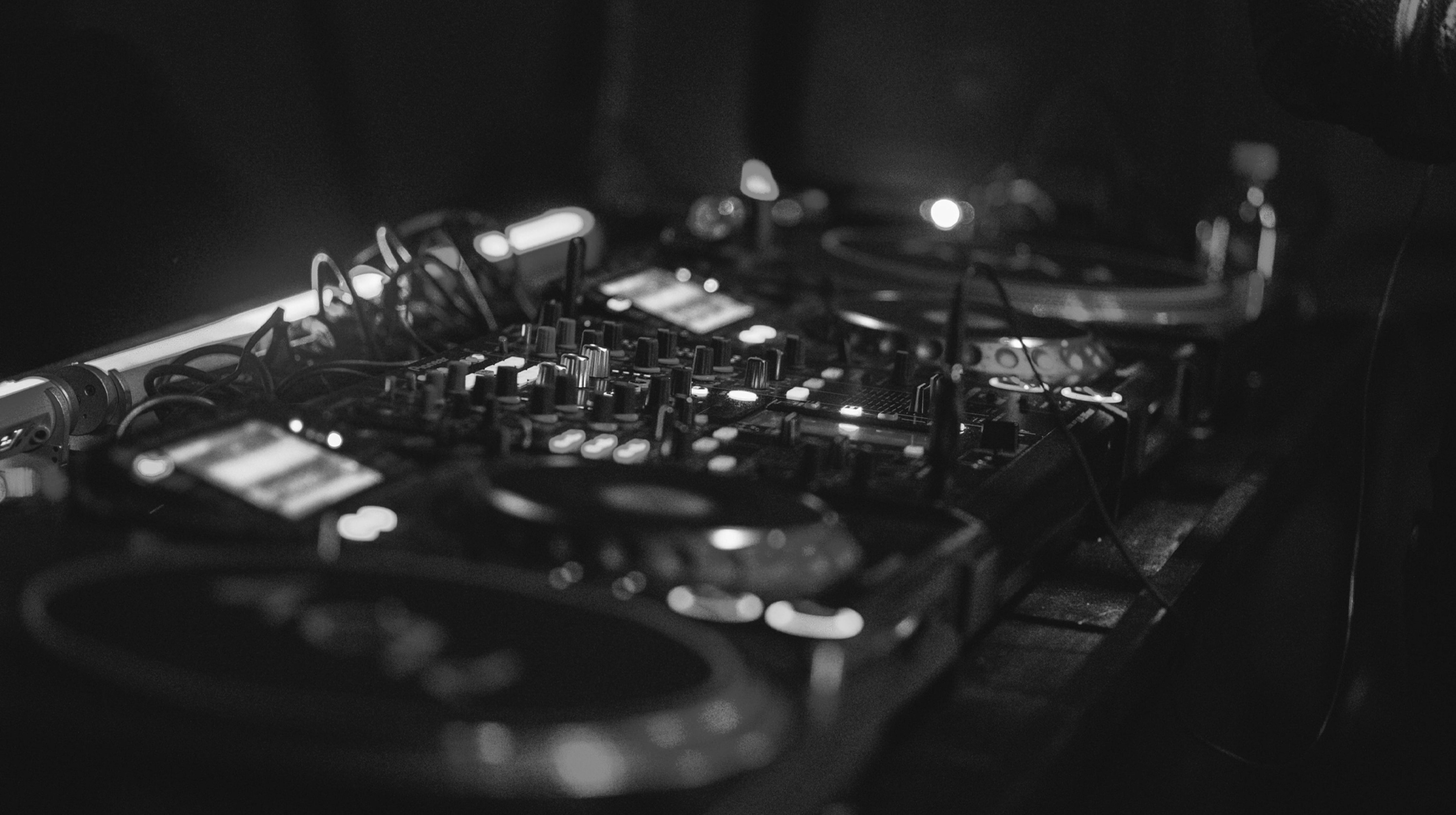 Fiesta Header no logo